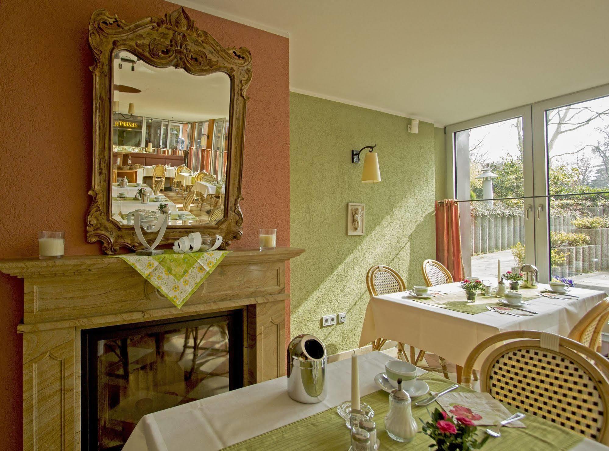 Michels Hotel